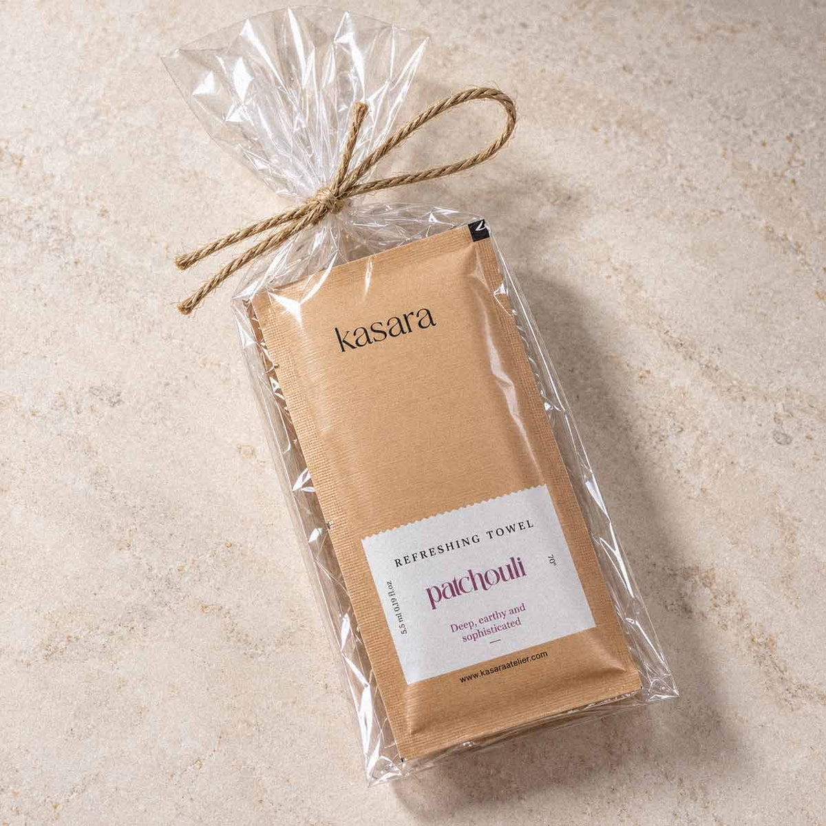 Kasara Refreshing Wipes with Patchouli Scent ( 10pcs )
